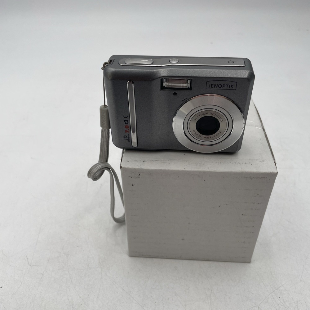 Jenoptik Jendigital JD 7.0z3C Digital Camera 7.0MP 3x Optical Zoom Grey -Tested